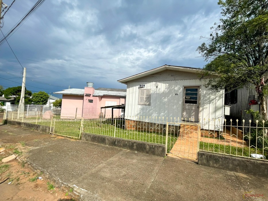 Terreno/Casa para venda em Frederico Westphalen/RS.