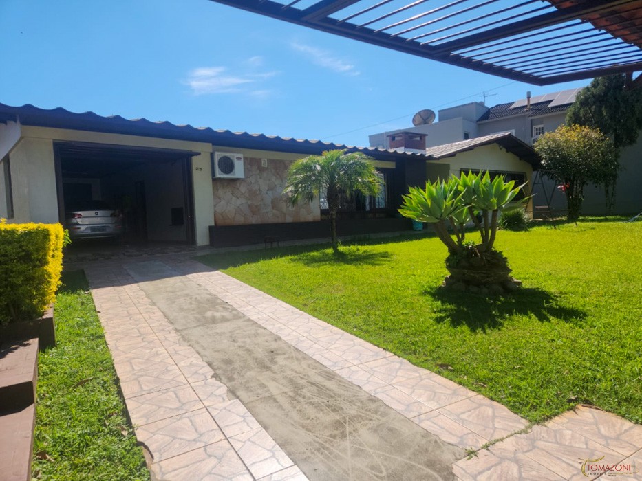 Casa/Ponto Comercial para venda em Frederico Westphalen/RS.